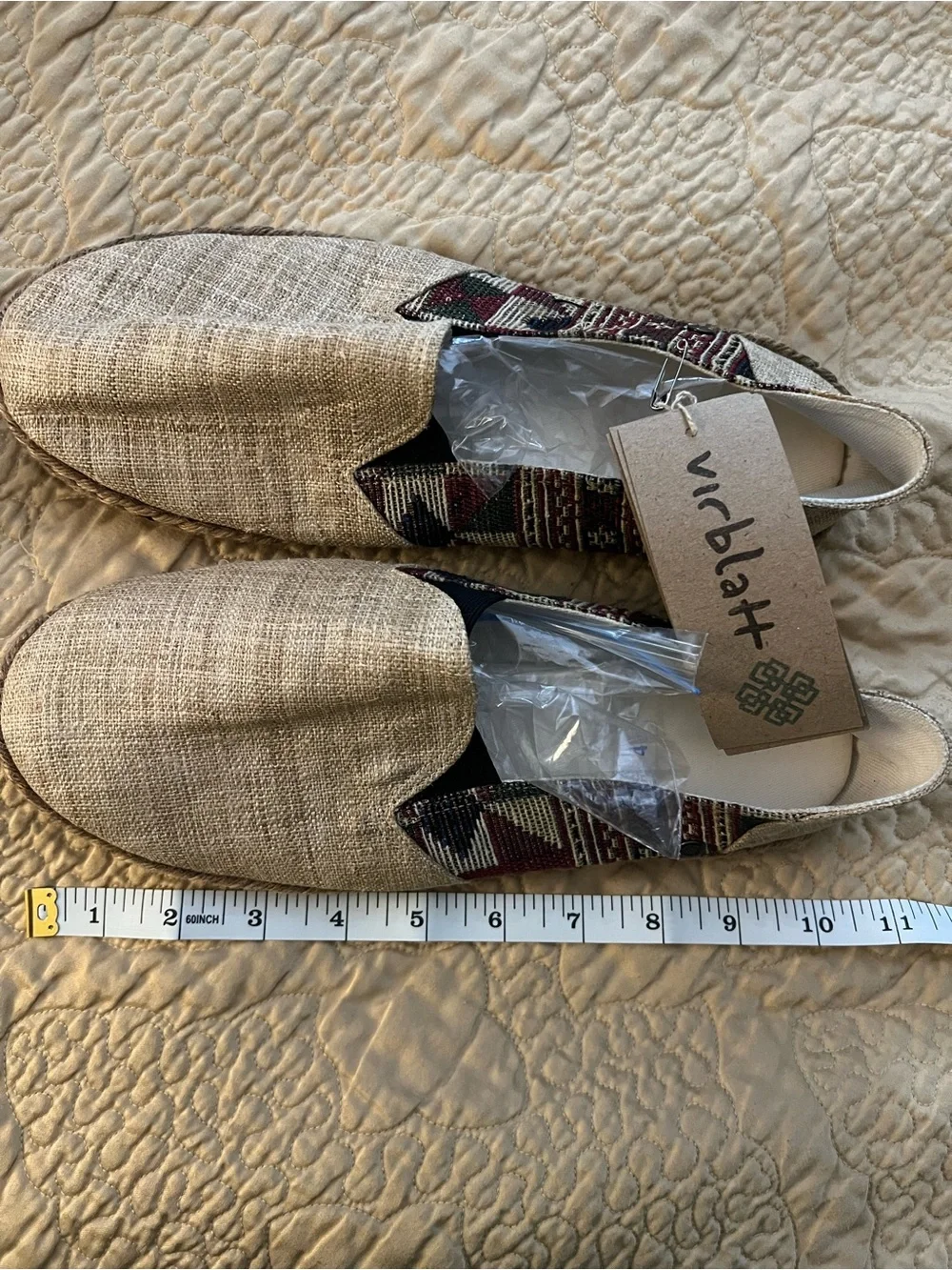 UNISEX VIRBLATT slip-on shoes. Tan Canvas with Patterned Trim. NWT